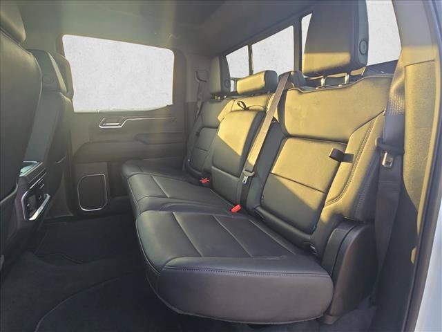 Used 2026 GMC Sierra 1500 SLT AWD/4WD image 17