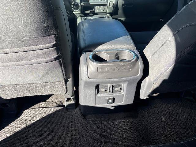 Used 2018 Nissan Titan SV w/ SV Convenience Package AWD/4WD image 28