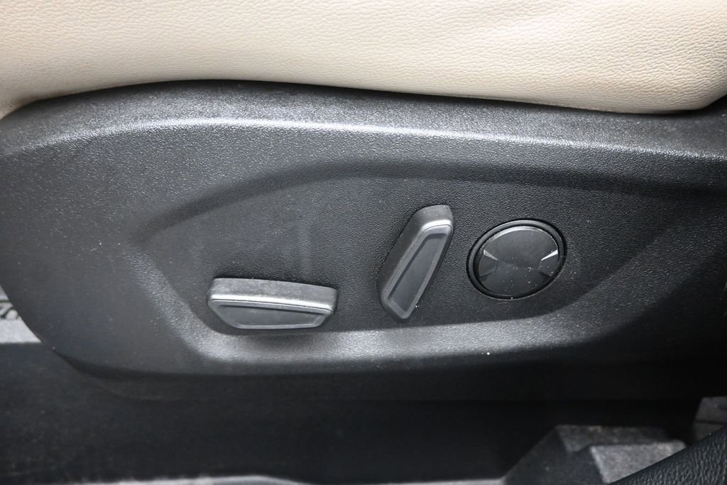 Certified 2020 Ford Edge Titanium FWD image 10