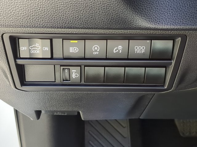 Used 2022 Toyota Tundra SR w/ SR Tow Package AWD/4WD image 21