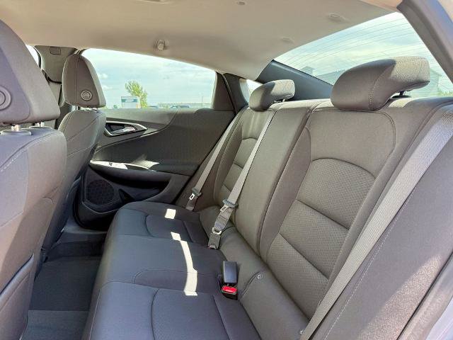 Used 2020 Chevrolet Malibu LS FWD image 12