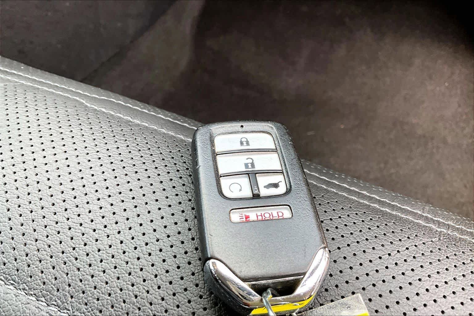 Used 2017 Honda CR-V Touring image 15