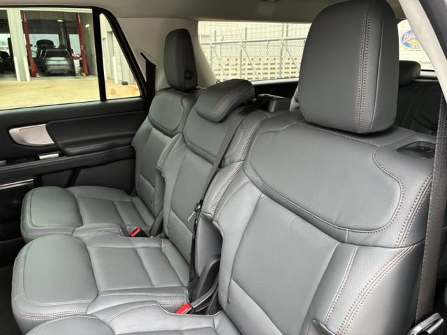 Certified 2025 Ford Expedition Max Active RWD image 9