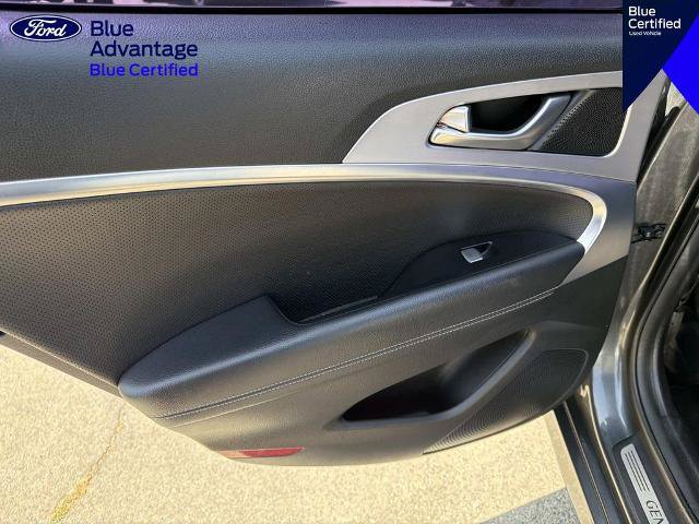 Used 2021 Genesis G70 2.0T w/ Elite Package RWD image 10