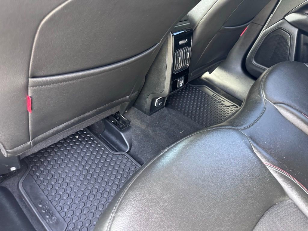 Used 2022 Jeep Compass Trailhawk AWD/4WD image 21