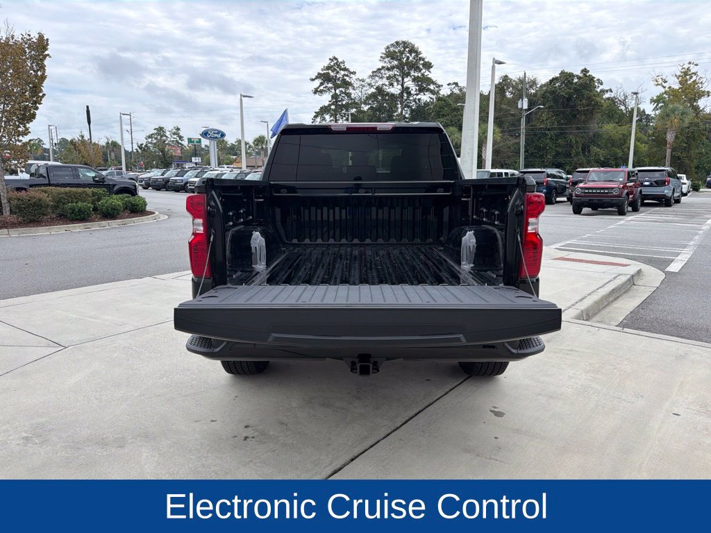 Used 2026 Chevrolet Silverado 1500 Custom AWD/4WD image 9