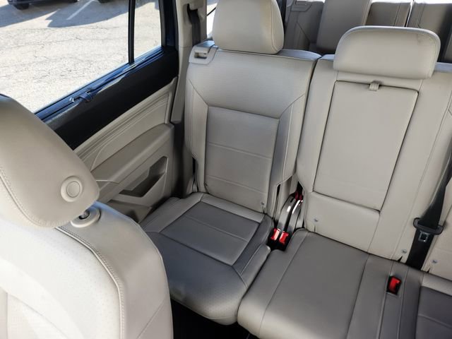 Used 2023 Volkswagen Atlas SEL image 16