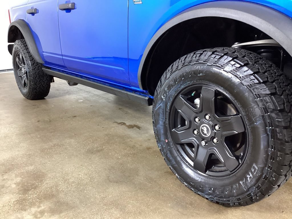 Certified 2023 Ford Bronco Black Diamond AWD/4WD image 6