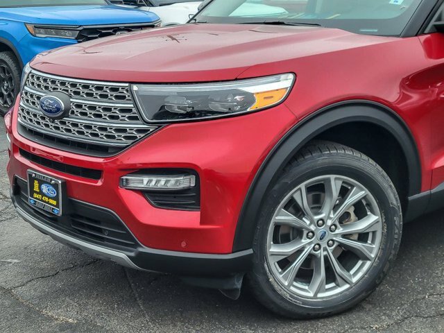 Certified 2024 Ford Explorer Limited AWD/4WD image 3