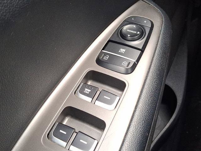 Used 2019 Kia Optima LX image 25