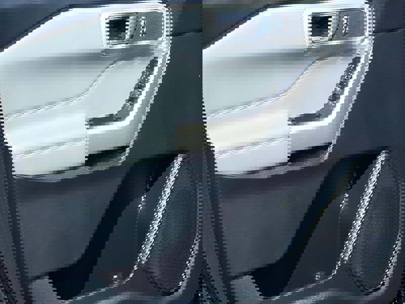 Certified 2022 Ford Explorer XLT w/ Equipment Group 202A image 22