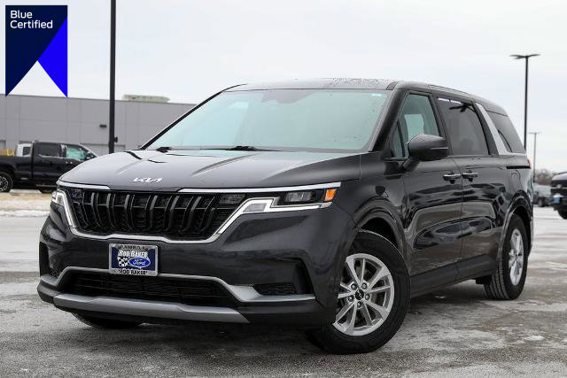 Used 2024 Kia Carnival LX image 1