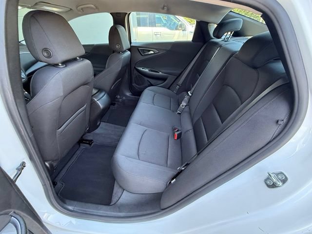 Used 2020 Chevrolet Malibu LS FWD image 14