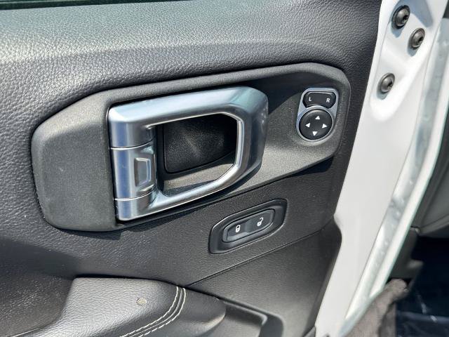 Used 2023 Jeep Wrangler Unlimited Sahara w/ Cold Weather Group AWD/4WD image 13