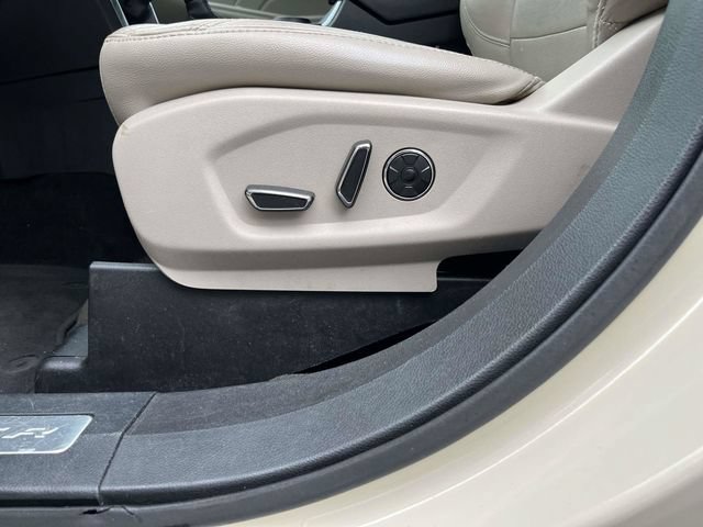 Certified 2018 Ford Explorer Limited w/ Equipment Group 301A FWD image 19