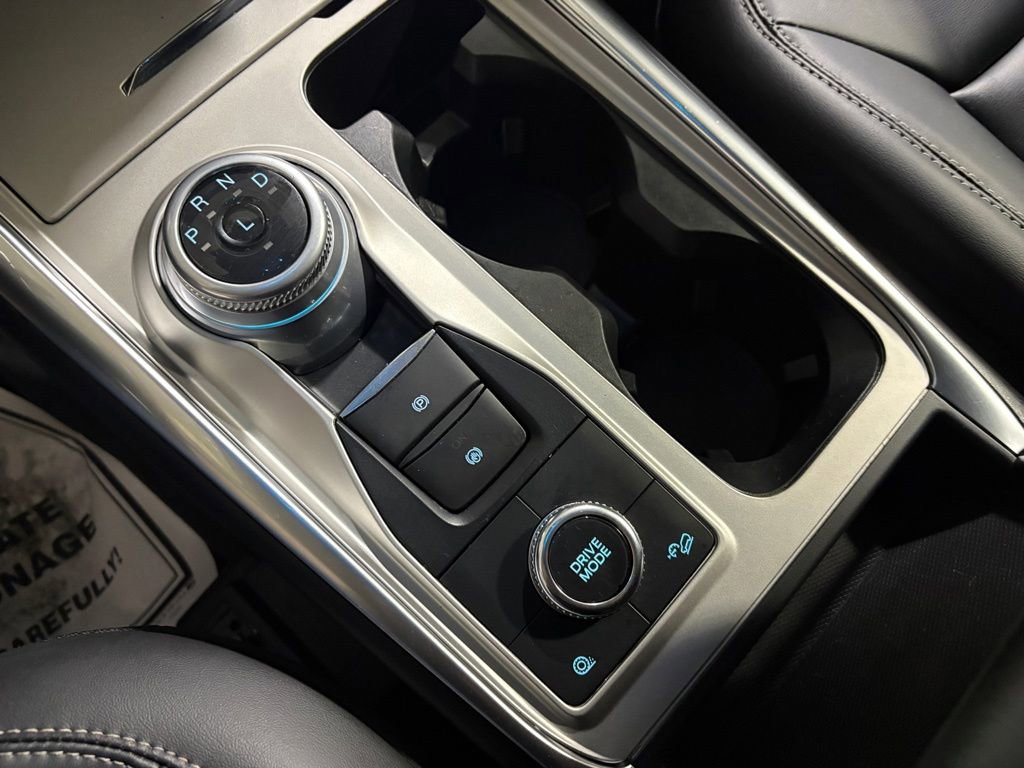 Certified 2022 Ford Explorer XLT w/ Equipment Group 202A image 12