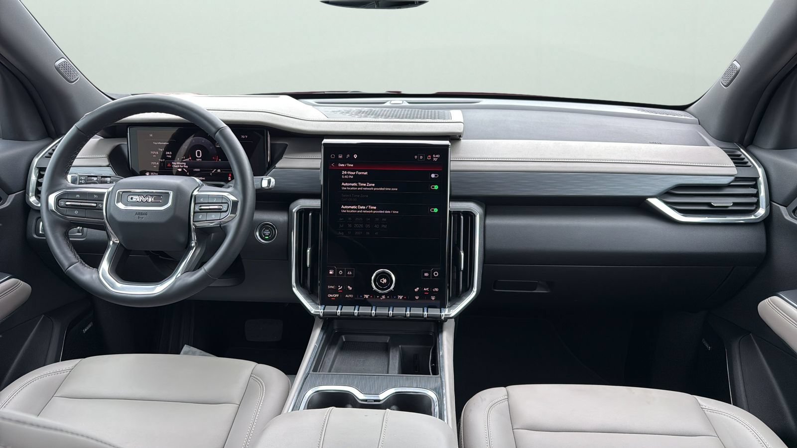 Used 2026 GMC Acadia Elevation w/ Elevation Premium Package FWD image 22