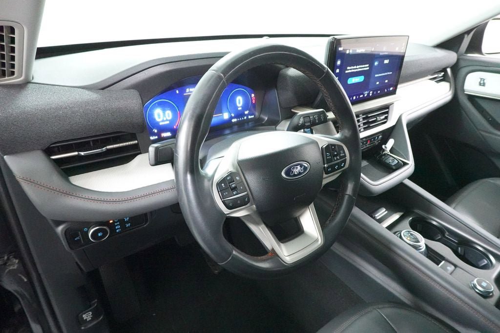 Certified 2025 Ford Explorer Active w/ Active Comfort Package AWD/4WD image 25