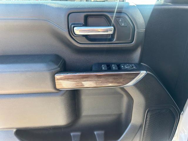 Used 2019 Chevrolet Silverado 1500 LT AWD/4WD image 11