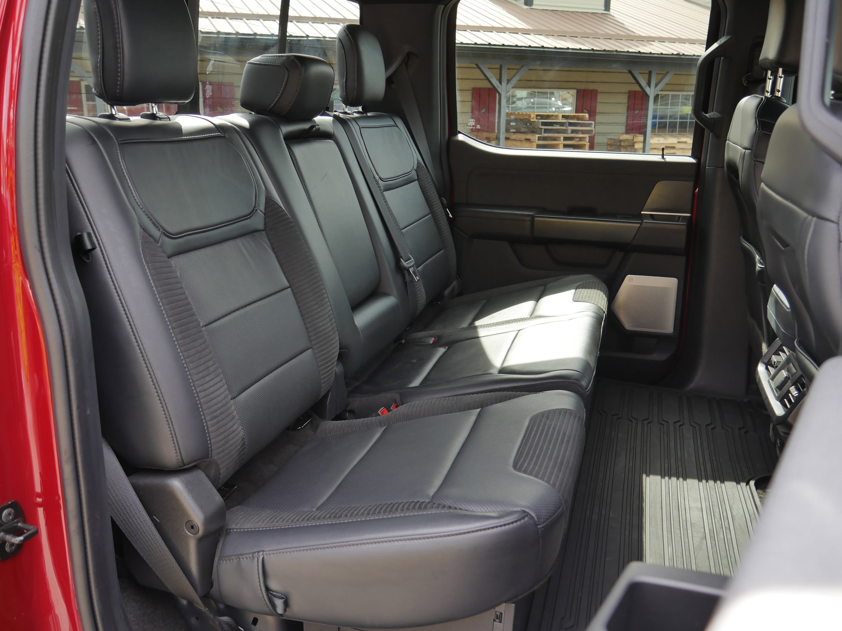 Certified 2022 Ford F150 Raptor w/ Raptor 37 Performance Package image 37