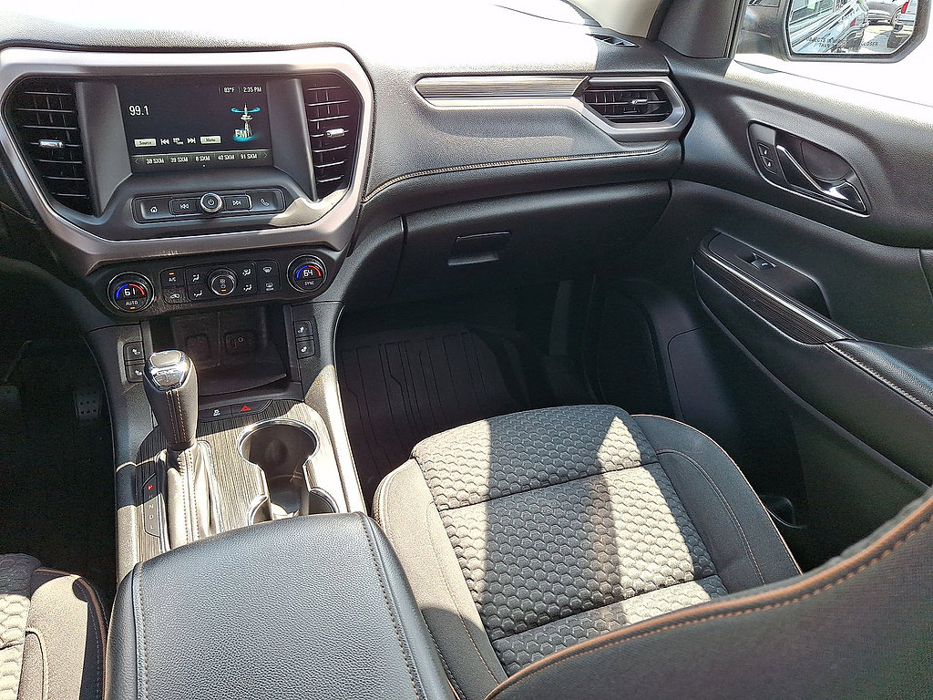 Used 2017 GMC Acadia SLE w/ Driver Alert Package I AWD/4WD image 11