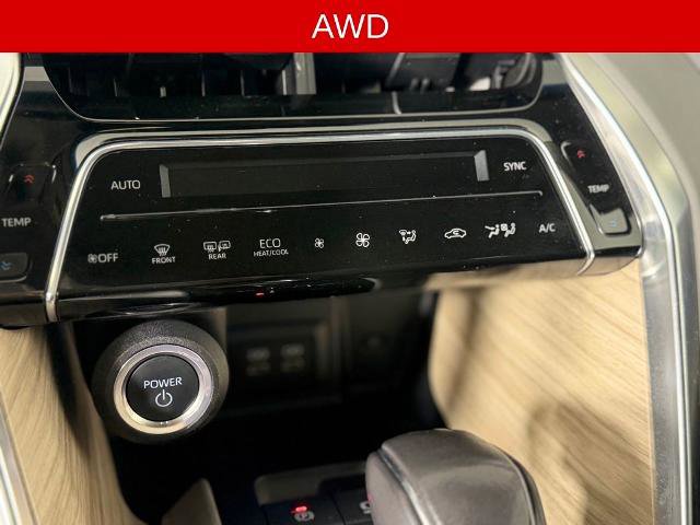 Used 2024 Toyota Venza Limited AWD/4WD image 10