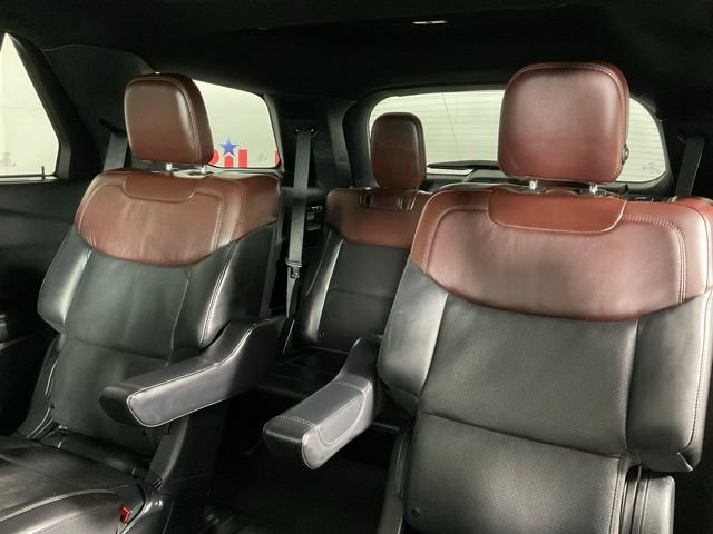 Certified 2020 Ford Explorer Platinum w/ Premium Technology Package image 15