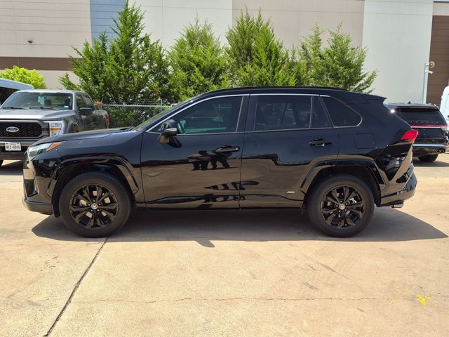 Used 2022 Toyota RAV4 SE AWD/4WD image 4