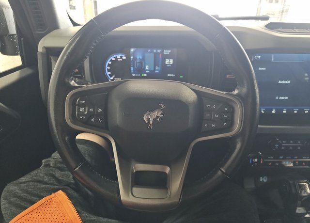 Certified 2023 Ford Bronco Badlands w/ Sasquatch Package AWD/4WD image 11