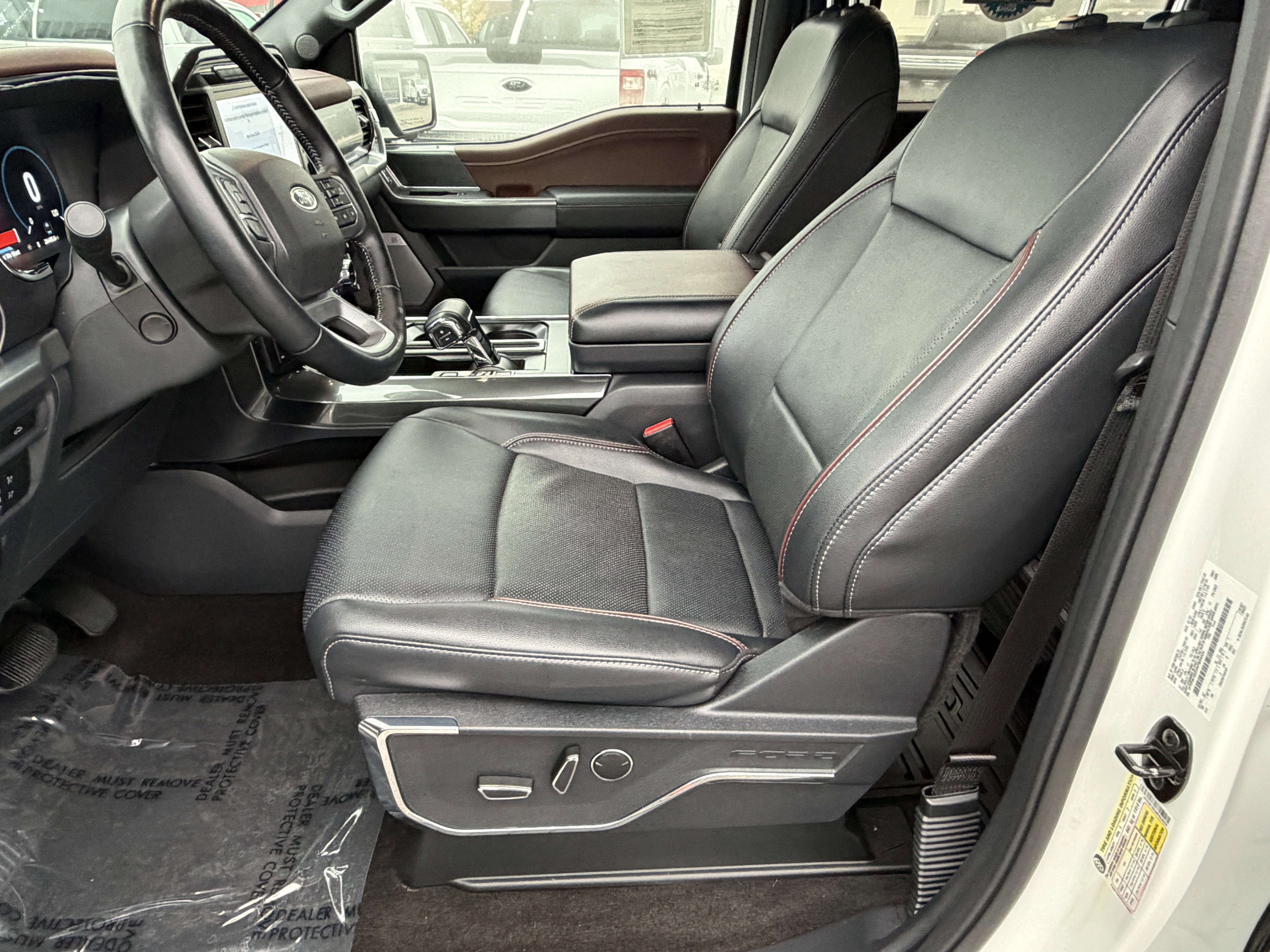 Certified 2022 Ford F150 Lariat w/ Equipment Group 502A High image 13