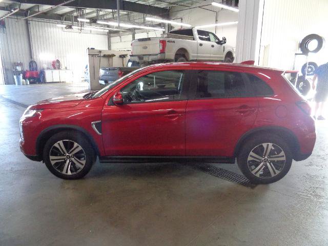 Used 2025 Mitsubishi Outlander Sport SE AWD/4WD image 5