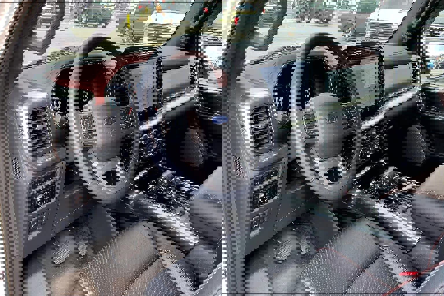 Certified 2023 Ford F150 Lariat image 17