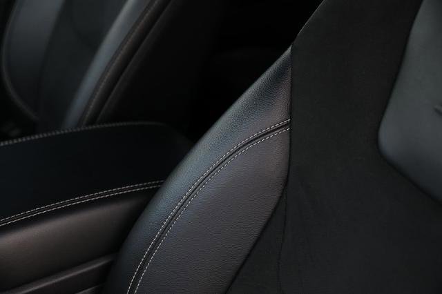 Certified 2023 Ford Edge ST image 25