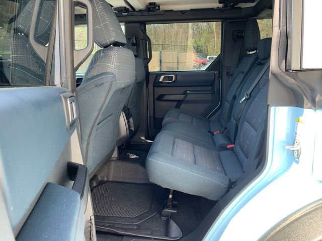 Certified 2025 Ford Bronco Heritage Edition AWD/4WD image 15