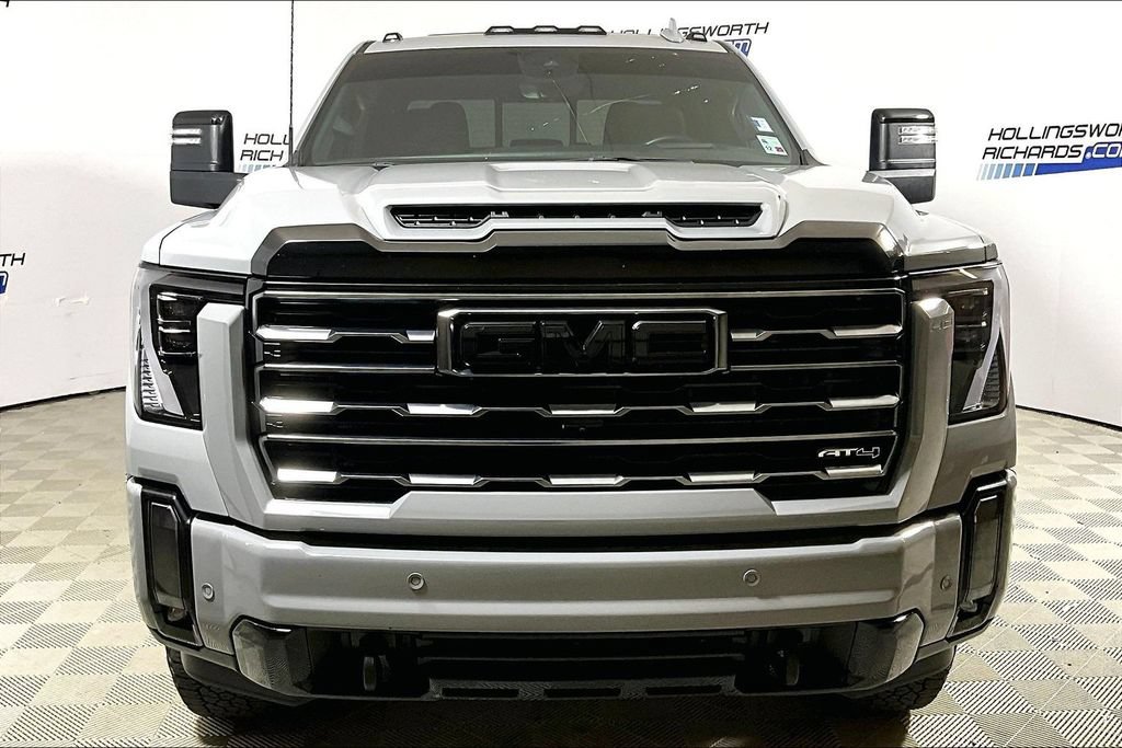 Used 2024 GMC Sierra 2500 AT4 w/ AT4 Premium Plus Package AWD/4WD image 2
