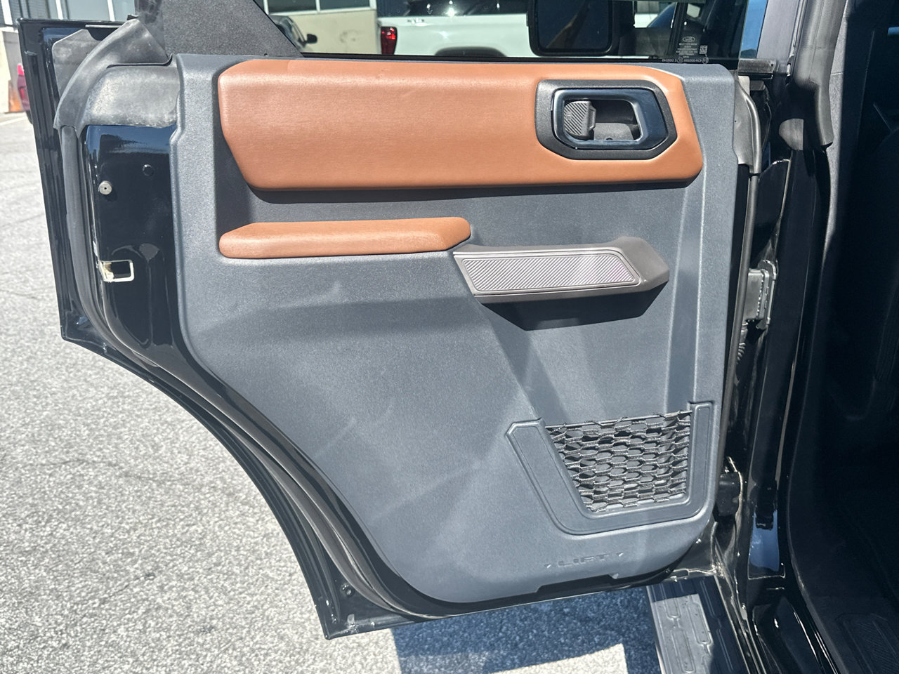 Certified 2023 Ford Bronco Outer Banks AWD/4WD image 23