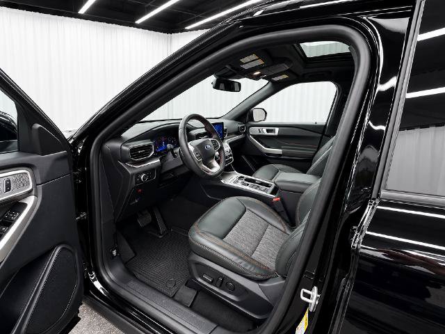 Certified 2023 Ford Explorer Timberline w/ Timberline Technology Package AWD/4WD image 13