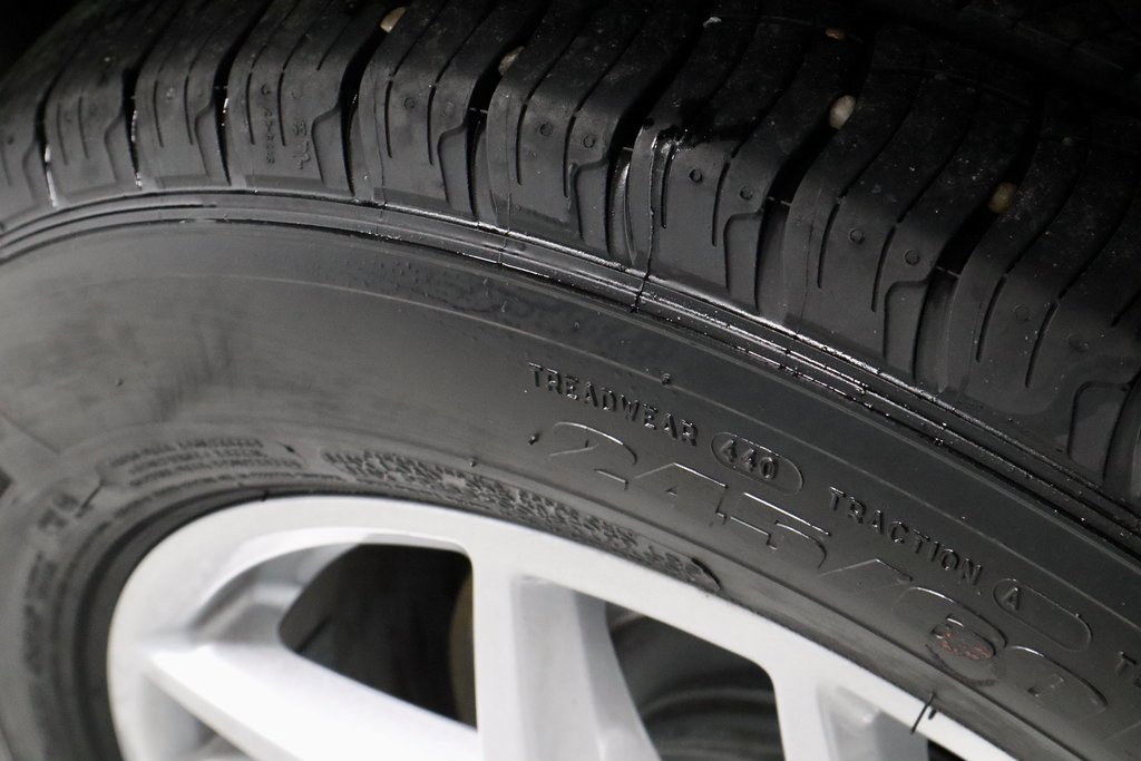 Certified 2022 Ford Edge SEL w/ Convenience Package image 20