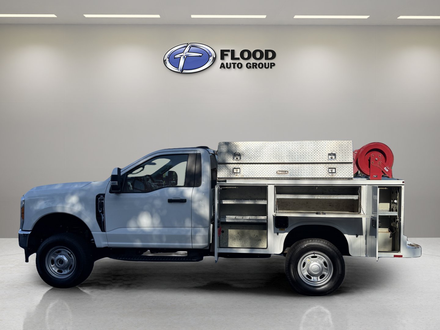 Certified 2023 Ford F350 XL w/ FX4 Off-Road Package AWD/4WD image 8