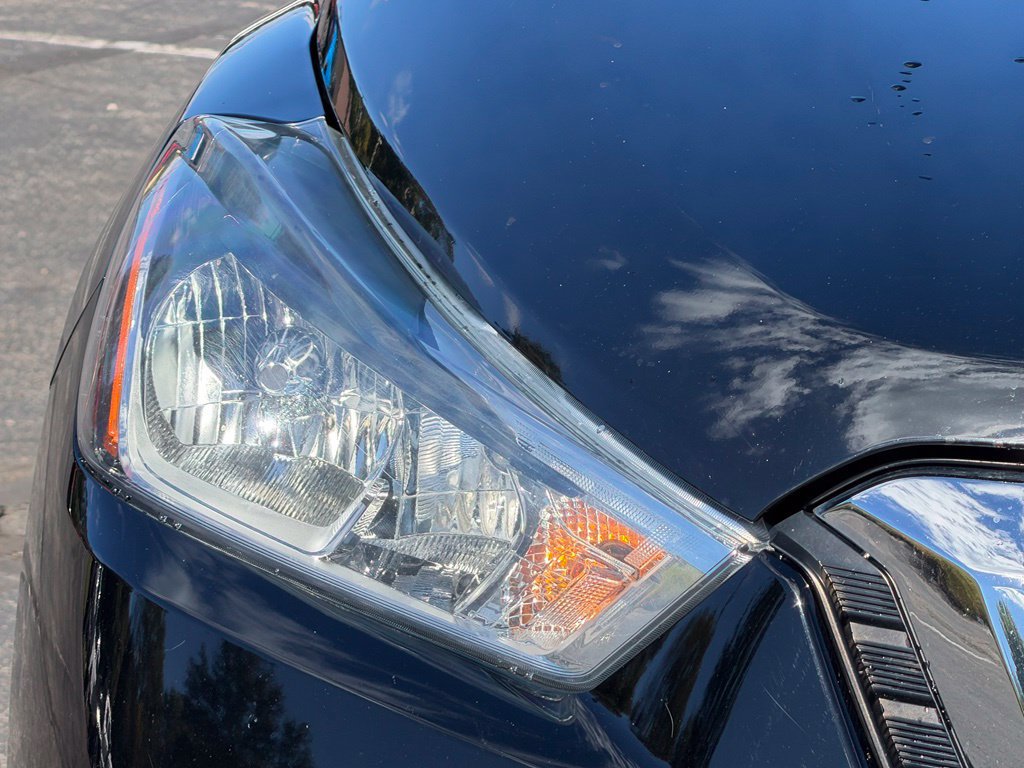 Used 2020 Nissan Kicks S FWD image 4