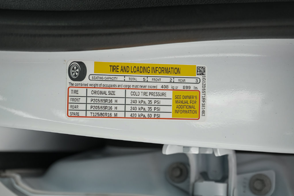 Used 2024 Chevrolet Malibu LT FWD image 22