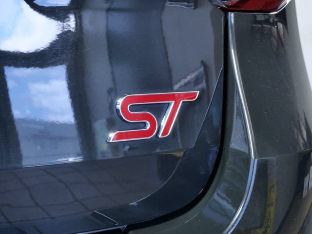Certified 2022 Ford Explorer ST w/ ST Street Pack AWD/4WD image 7