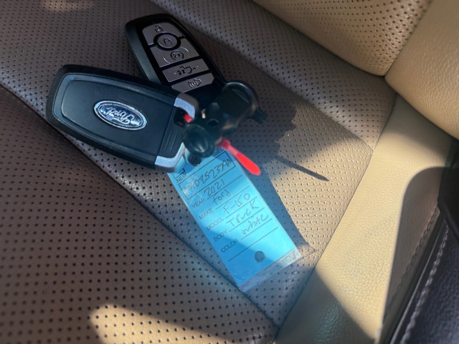 Certified 2021 Ford F150 Lariat w/ Equipment Group 502A High image 33