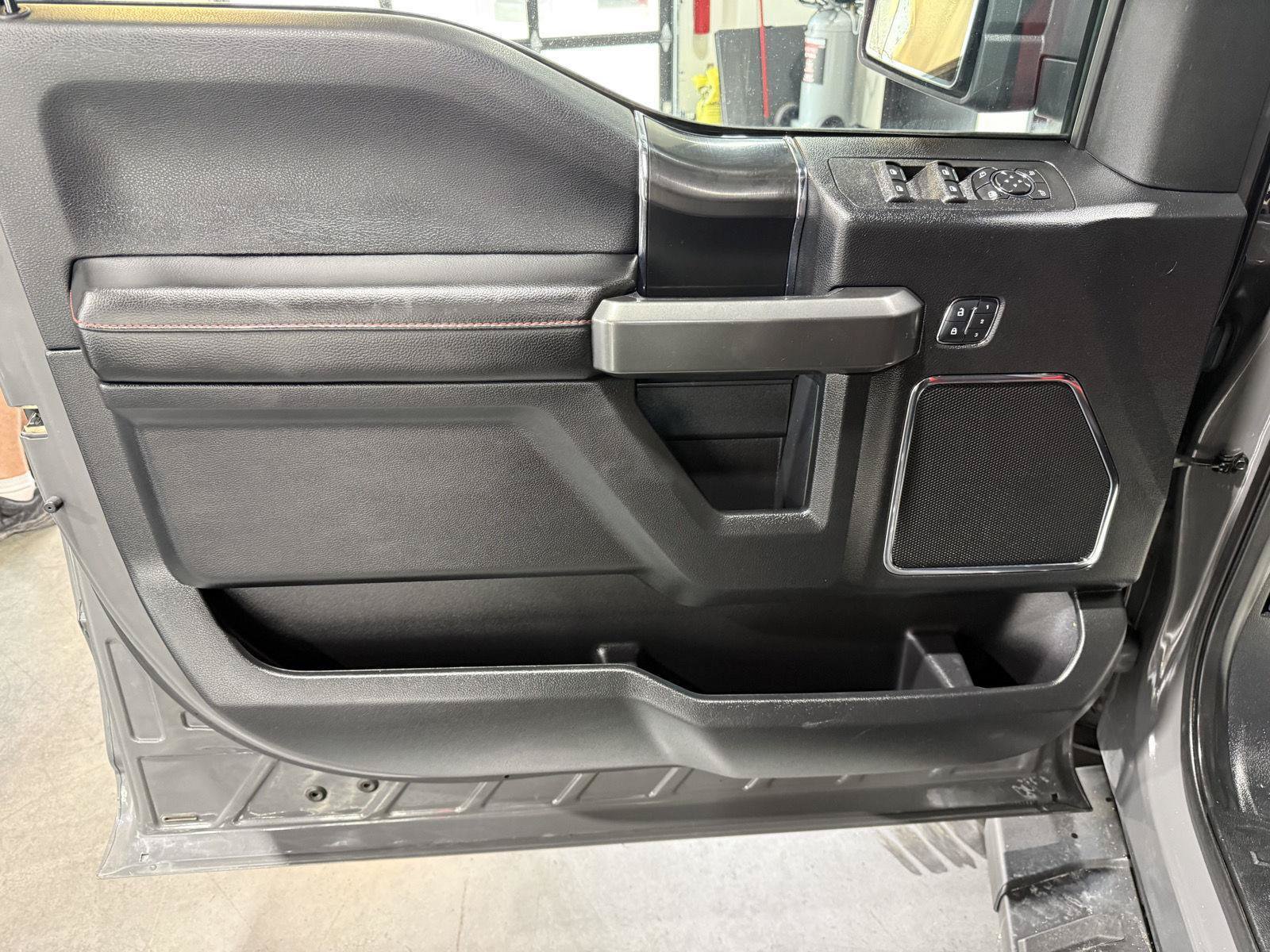 Certified 2018 Ford F150 Lariat w/ Equipment Group 502A Luxury AWD/4WD image 21