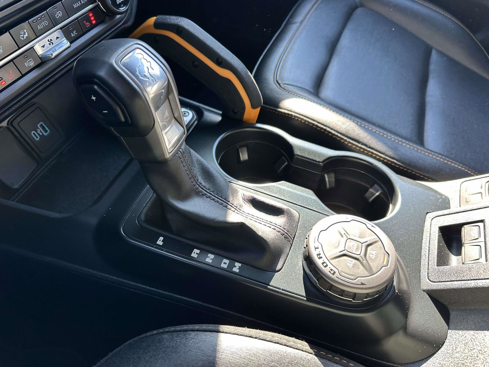 Certified 2024 Ford Bronco Badlands w/ Sasquatch Package image 28