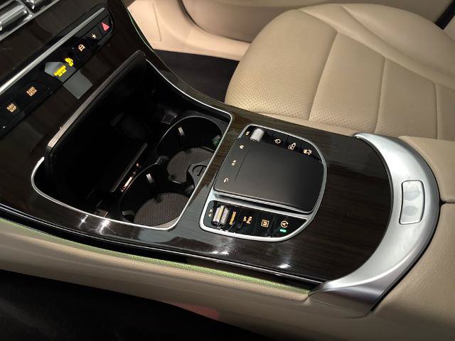 Used 2022 Mercedes-Benz GLC 300 image 28
