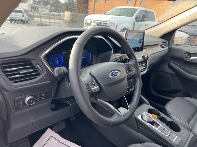 Certified 2020 Ford Escape Titanium image 6