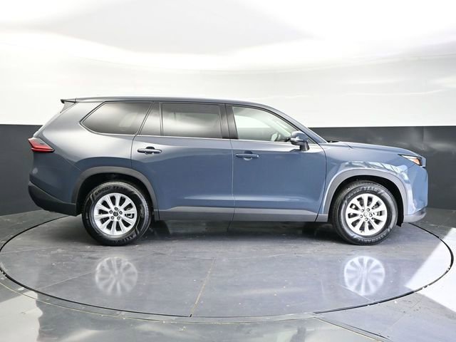 Used 2025 Toyota Grand Highlander AWD image 5