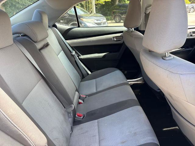 Used 2017 Toyota Corolla LE w/ Carpet Mat Package (TMS) FWD image 28