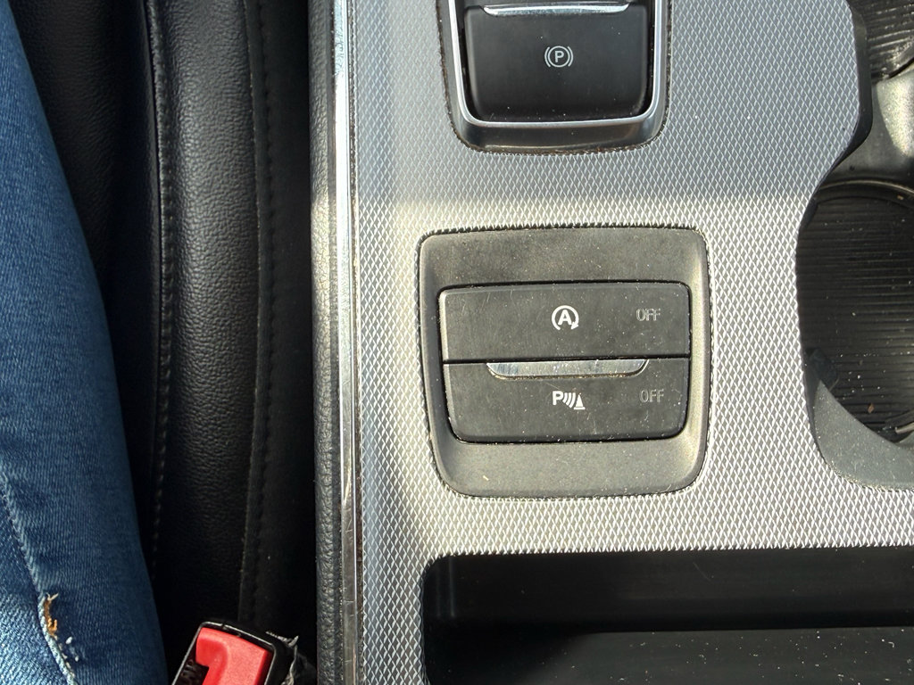 Certified 2022 Ford Edge Titanium image 24